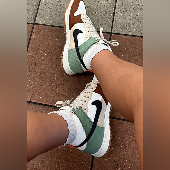 authentic nike multi colored retro dunks - Picture 2 of 5